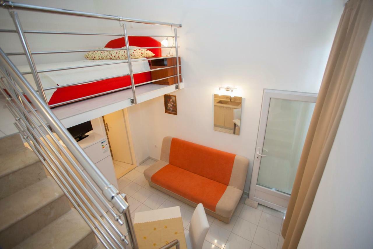 Apartments Vlado Podgora Bagian luar foto