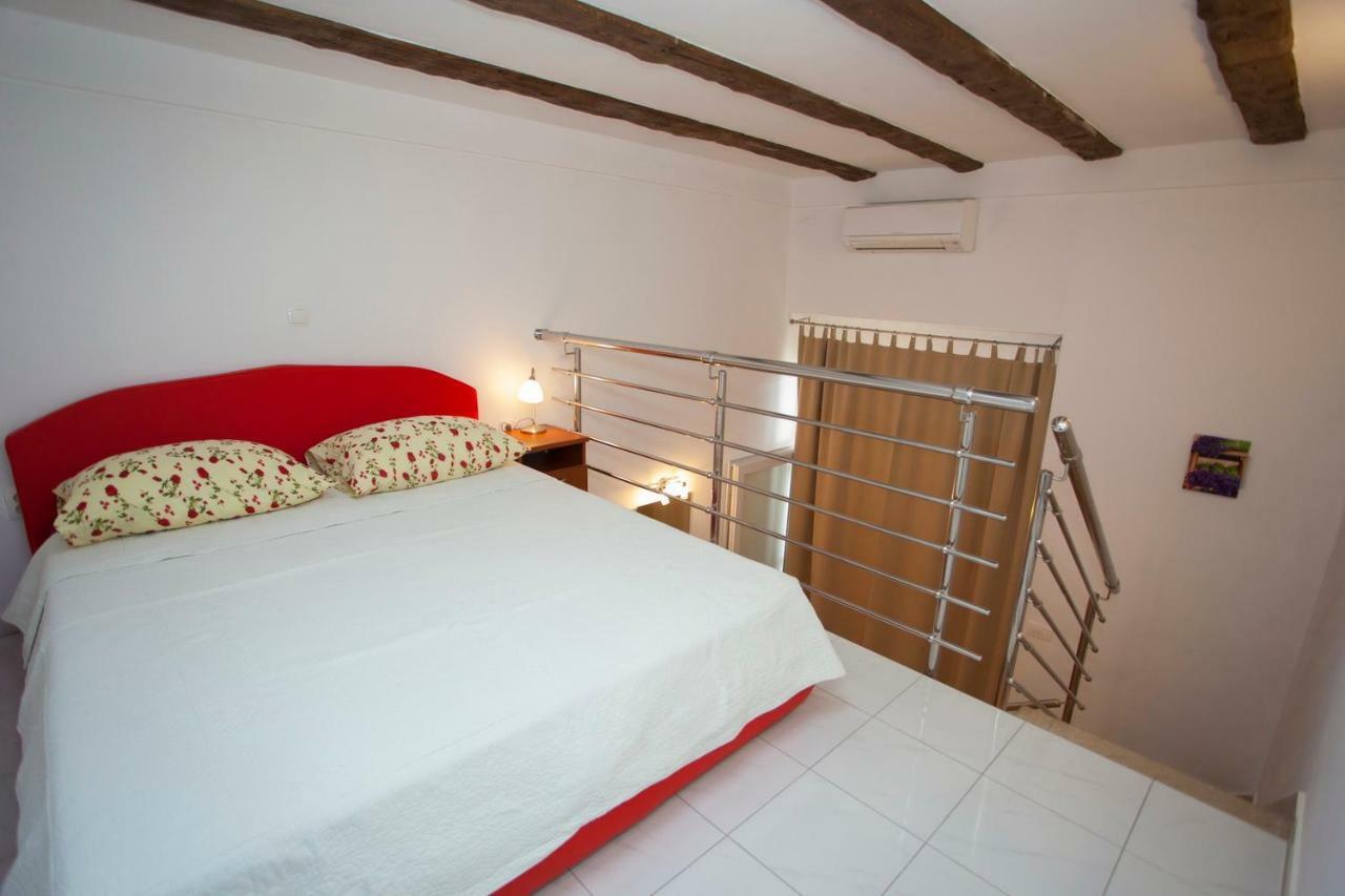Apartments Vlado Podgora Bagian luar foto