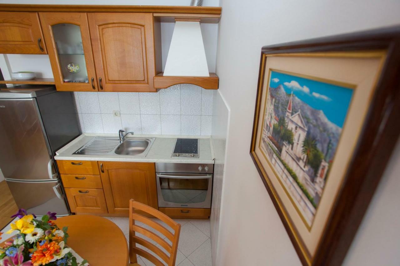 Apartments Vlado Podgora Bagian luar foto